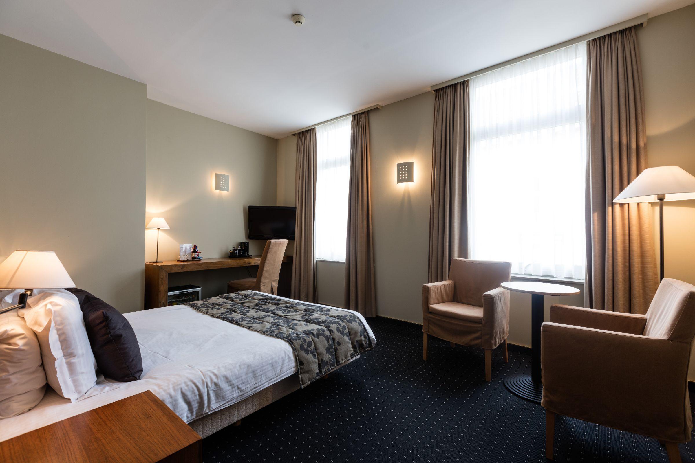 Hotel De Flandre Gent Bagian luar foto