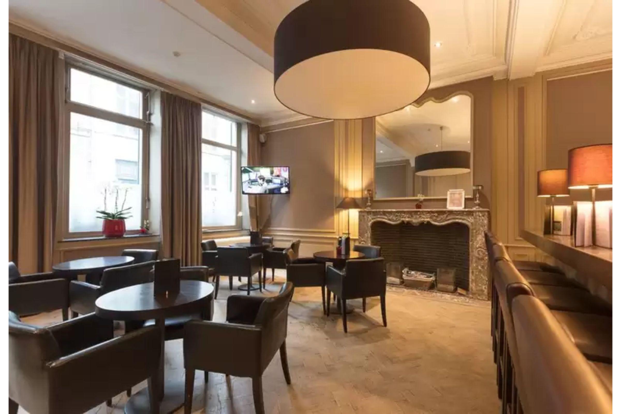 Hotel De Flandre Gent Bagian luar foto